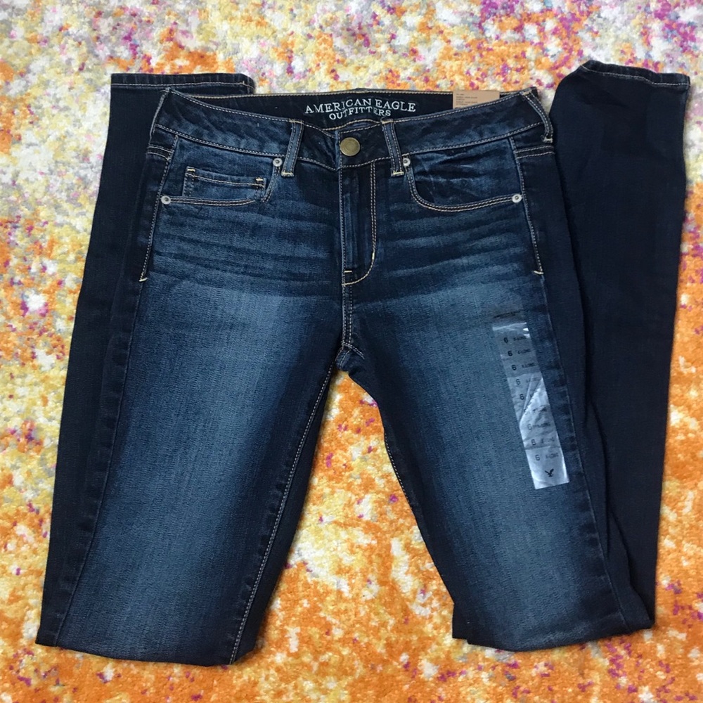NWT American Eagle Skinny Jeans